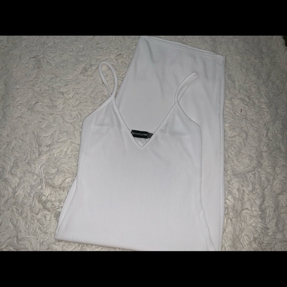 PrettyLittleThing Bodycon Dress - Picture 2 of 3